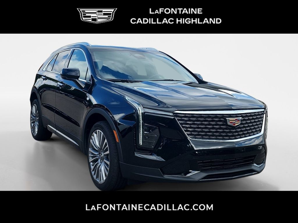 2024 Cadillac XT4 Premium Luxury 3