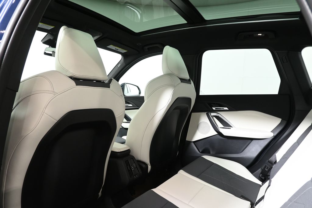 Thumbnail: 2026 BMW X1 - 32