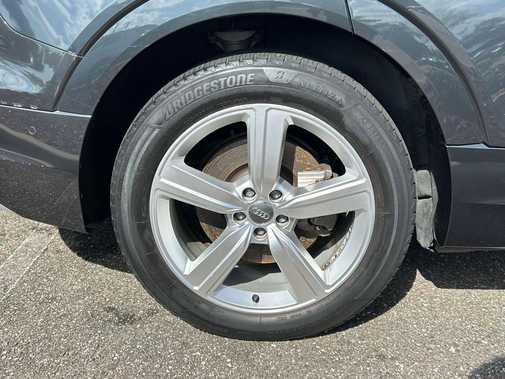 Used 2019 Gray Audi Premium Plus image 51