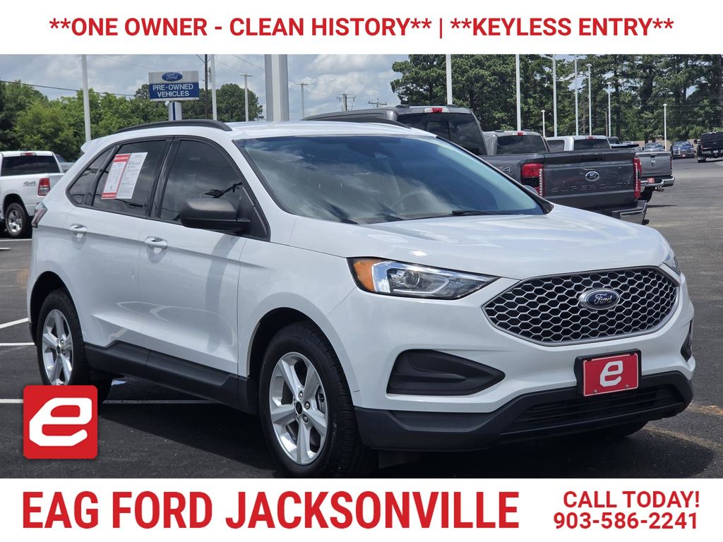  2023 Ford Edge SE AWD   