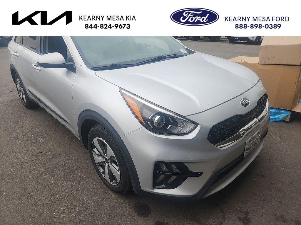 Silky Silver 2020 Kia Niro LX FWD SUV / Crossover Front-Wheel Drive 6-Speed Dual Clutch