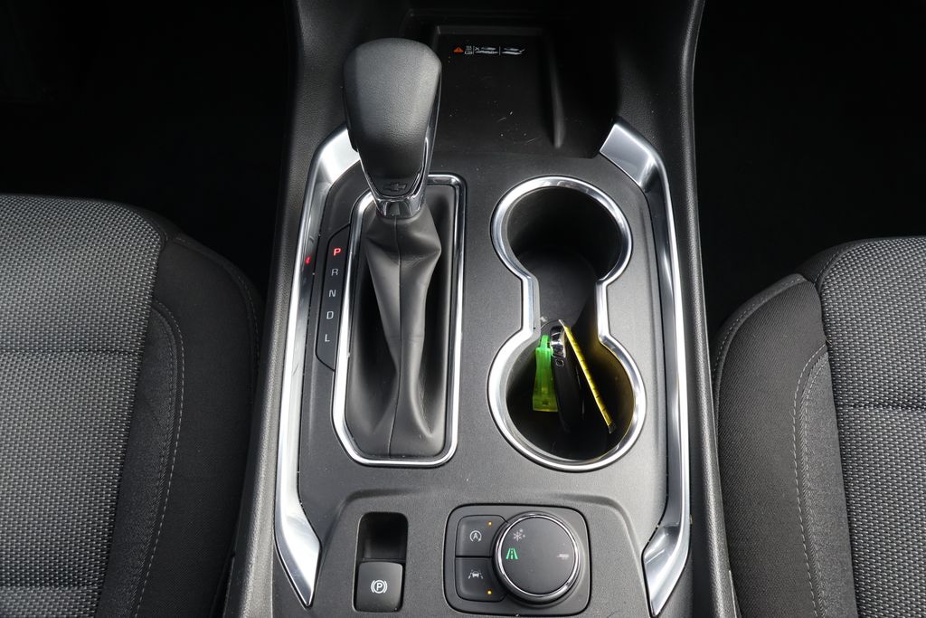 Thumbnail: 2023 Chevrolet Traverse - 22