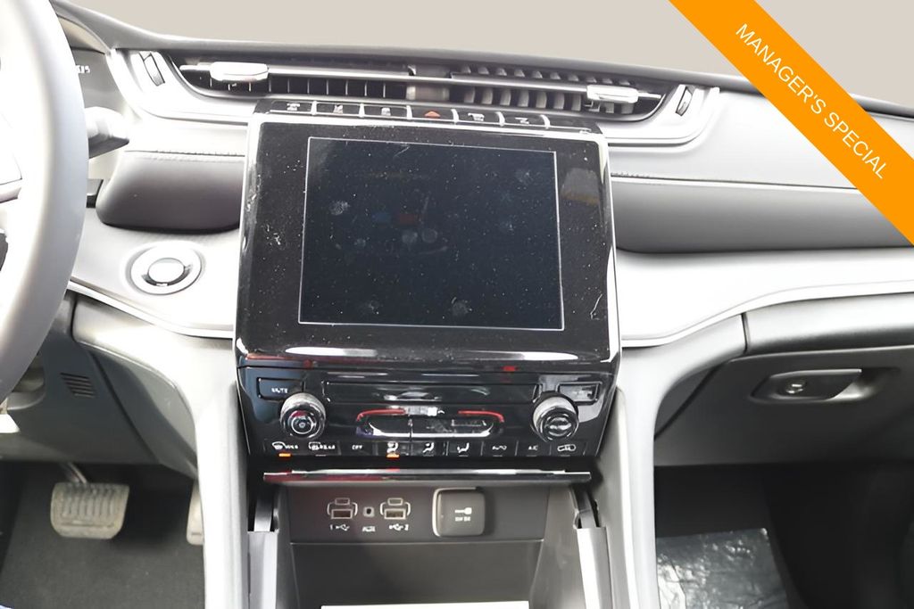 New Car 2025 Jeep Grand Cherokee L  Laredo X For Sale Under $40,000 In Austin, Texas
