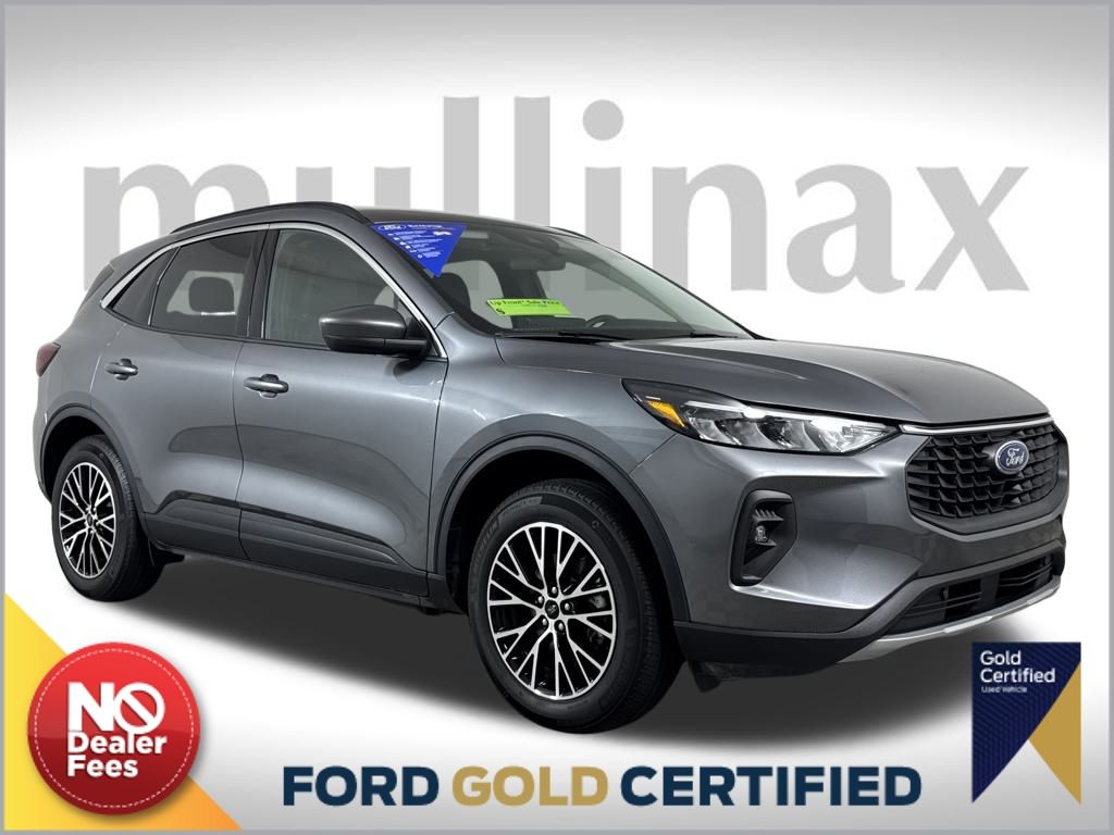 2024 Ford Escape PHEV's photo
