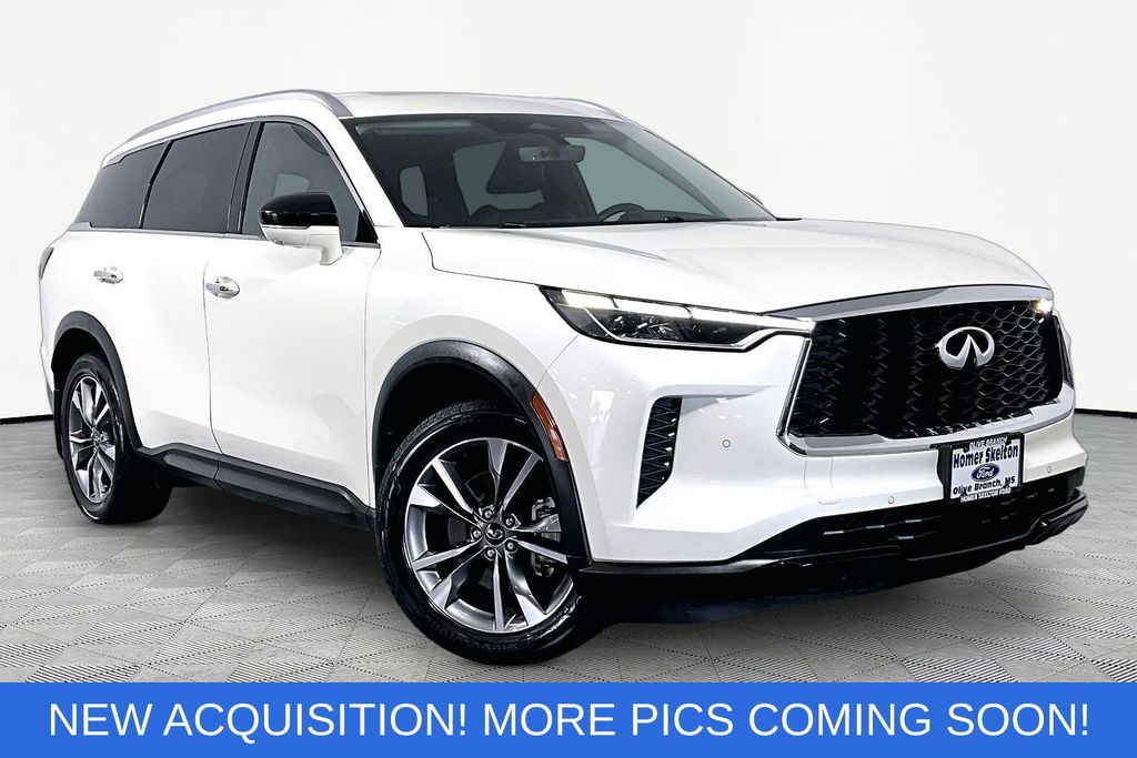 2023 INFINITI QX60 Luxe AWD