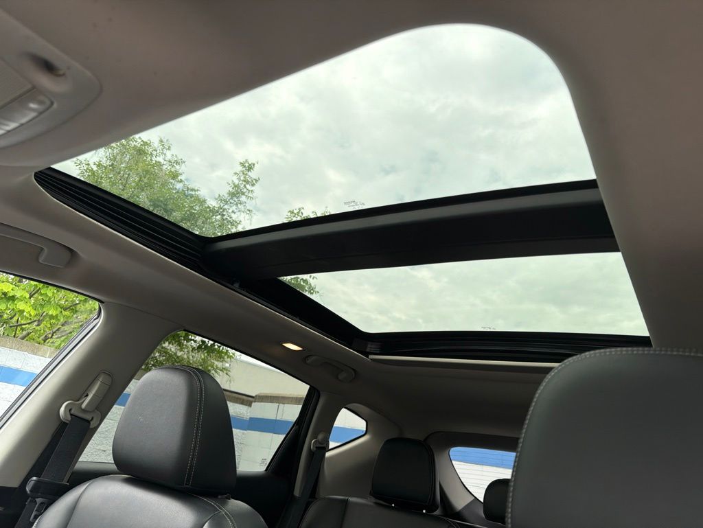 Thumbnail: 2017 Nissan Murano - 11