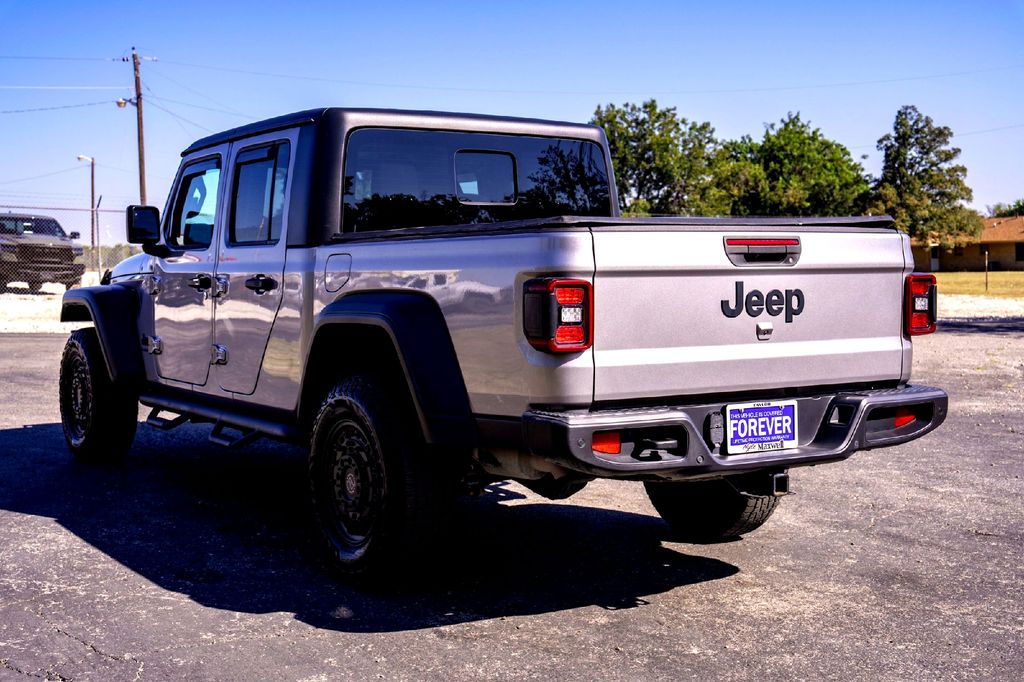 Used Car 2020 Jeep Gladiator  Sport For Sale Under $30,000 In Taylor, Texas