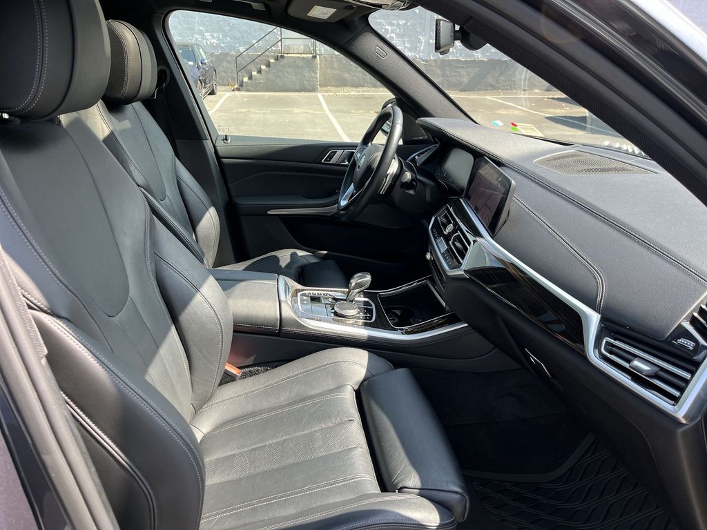 Thumbnail: 2020 BMW X5 - 26