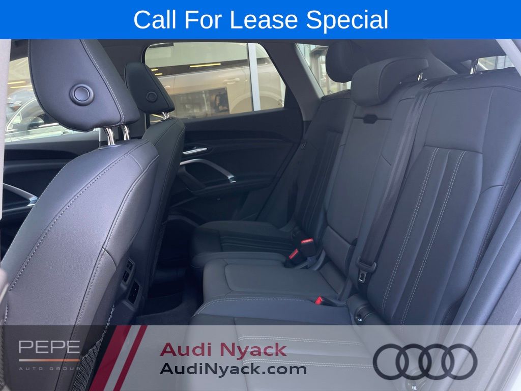 Used 2025 White Audi  image 12