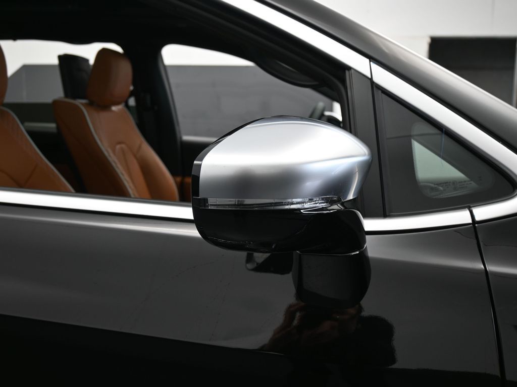 New 2026 Diamond Black Crystal Pearlcoat Chrysler Pinnacle image 51