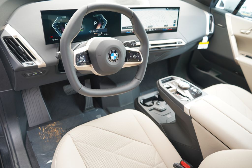 Thumbnail: 2026 BMW iX - 11