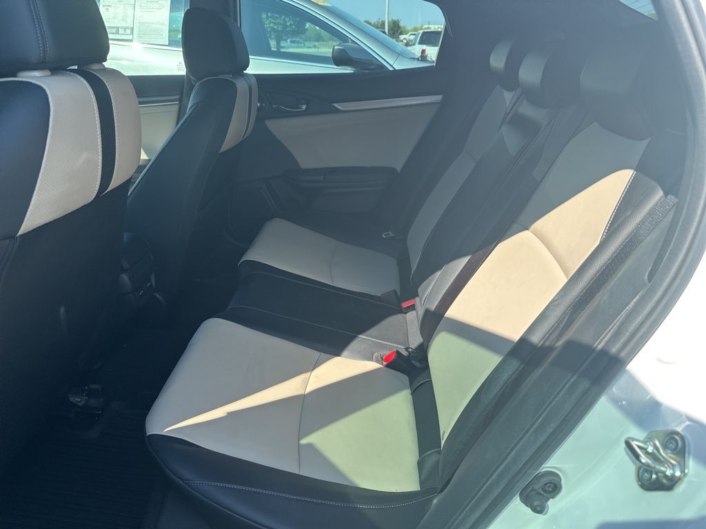 Thumbnail: 2019 Honda Civic - 9
