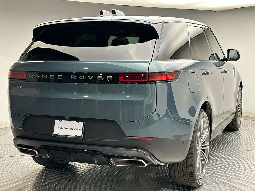 Thumbnail: 2025 Land Rover Range Rover Sport - 3