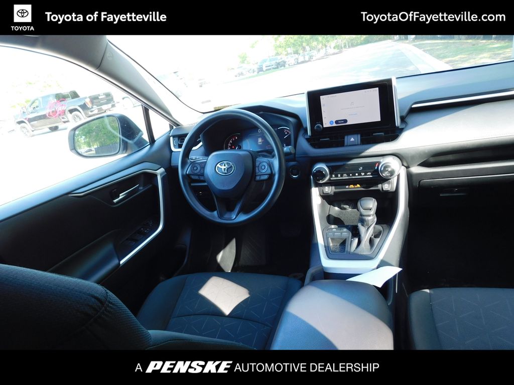 Thumbnail: 2024 Toyota RAV4 - 6