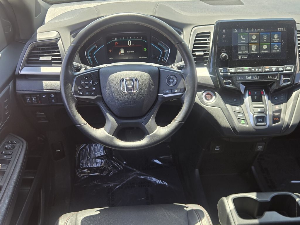 2024 Honda Odyssey - $33,375