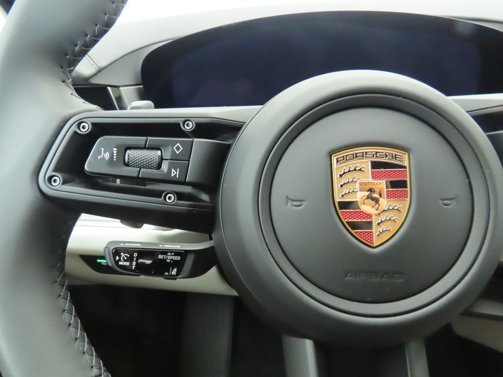 Thumbnail: 2025 Porsche Cayenne - 14