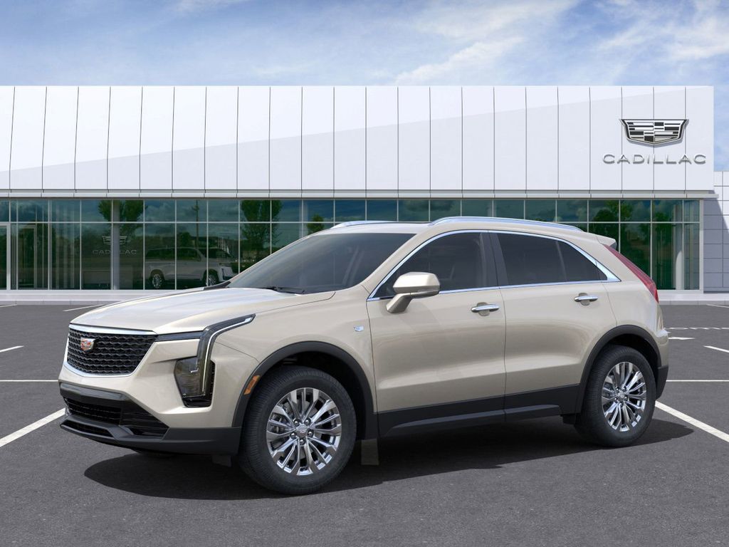 2024 Cadillac XT4 Luxury 2