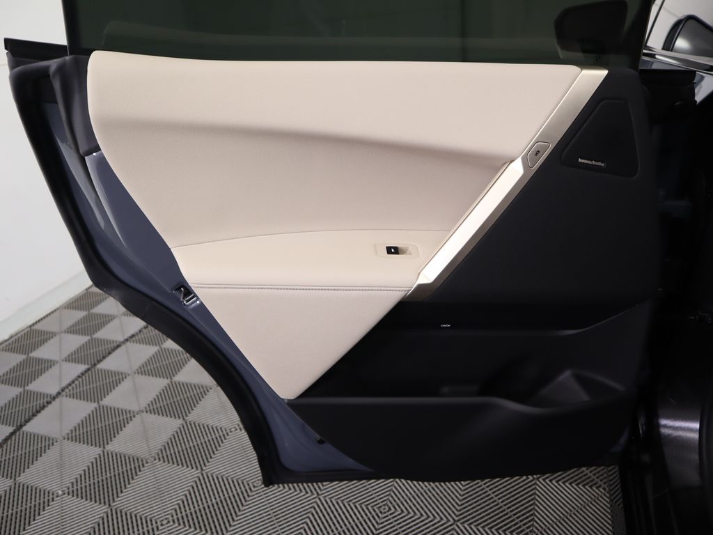 Thumbnail: 2025 BMW iX - 27