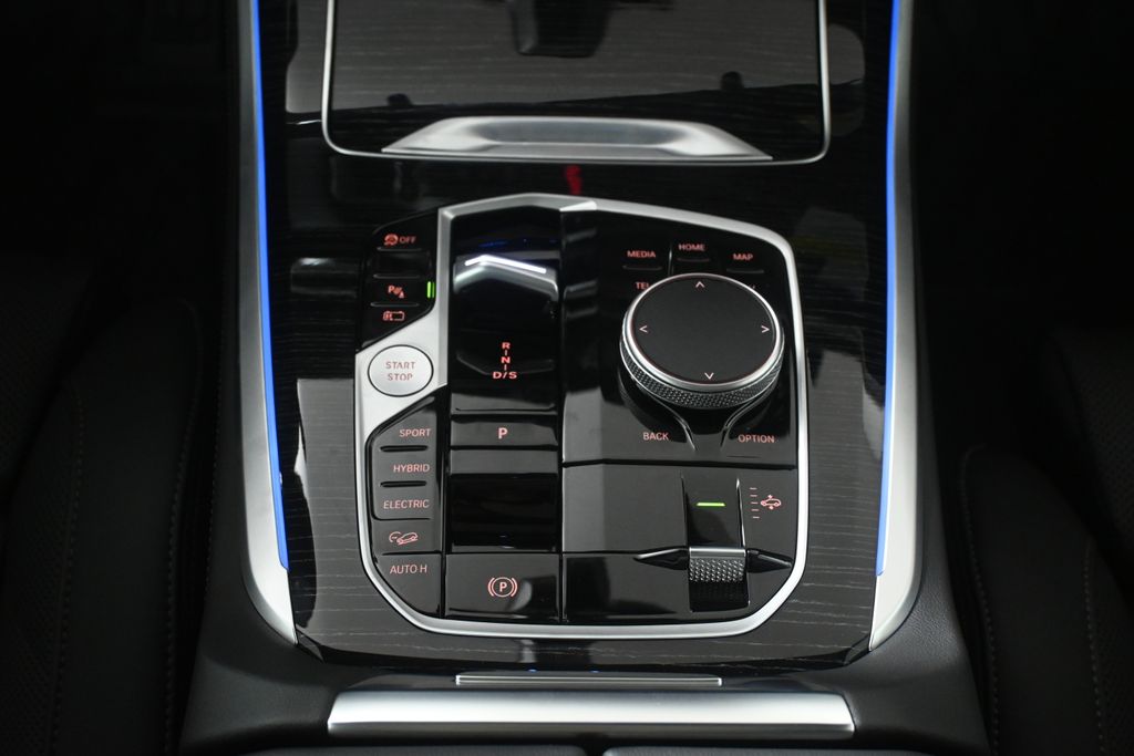 Thumbnail: 2026 BMW X5 - 23