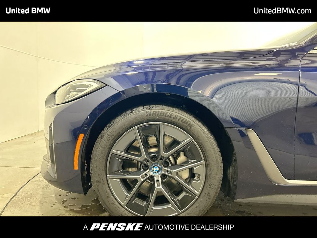 Thumbnail: 2023 BMW i4 - 10