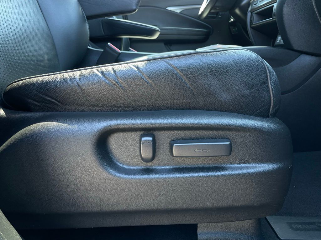 Thumbnail: 2023 Honda Passport - 31