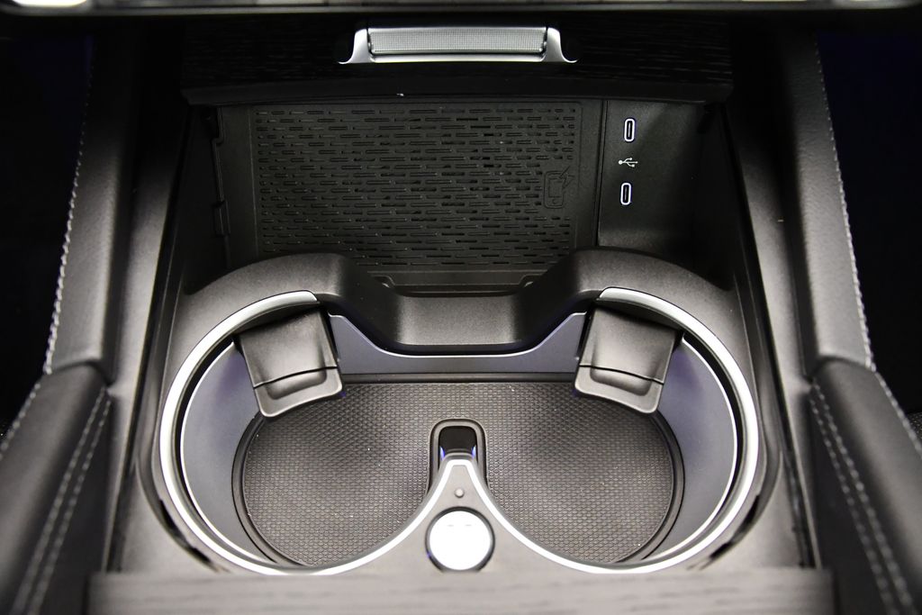 Thumbnail: 2025 Mercedes-Benz GLE - 30