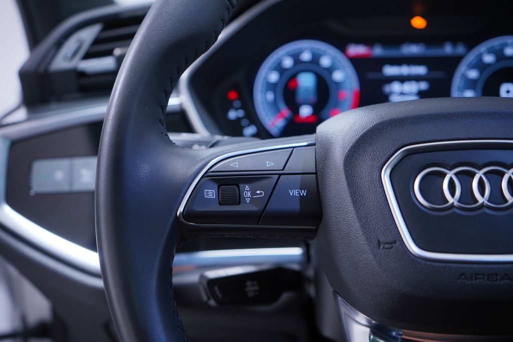 Thumbnail: 2019 Audi Q3 - 20