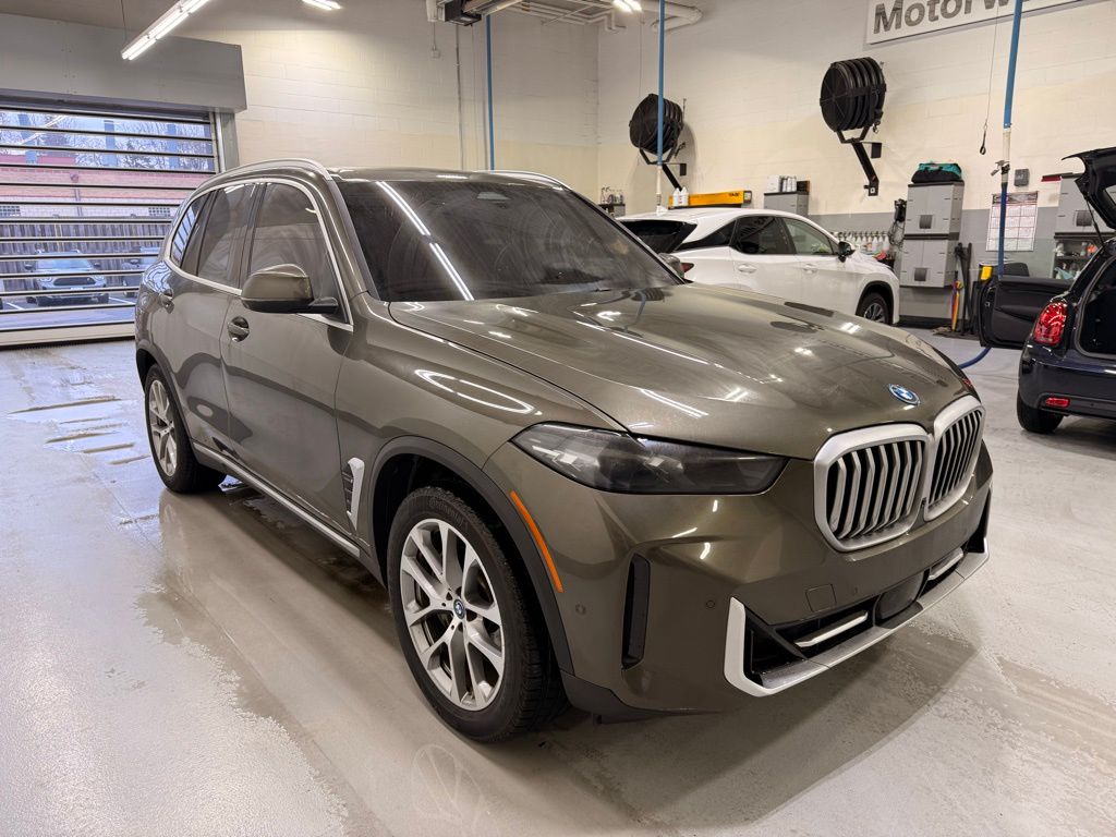 Thumbnail: 2024 BMW X5 - 7