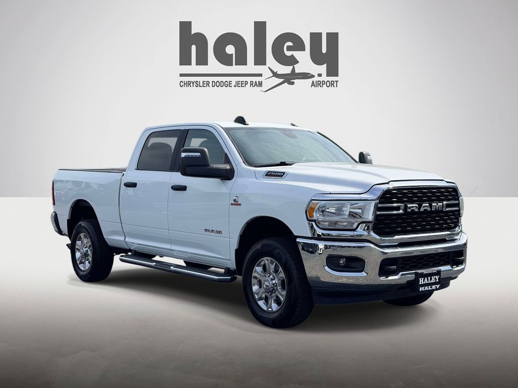 Bright White Clearcoat 2023 RAM 2500 Big Horn Crew Cab 4WD Pickup Truck Four-Wheel Drive 6-Speed Automatic