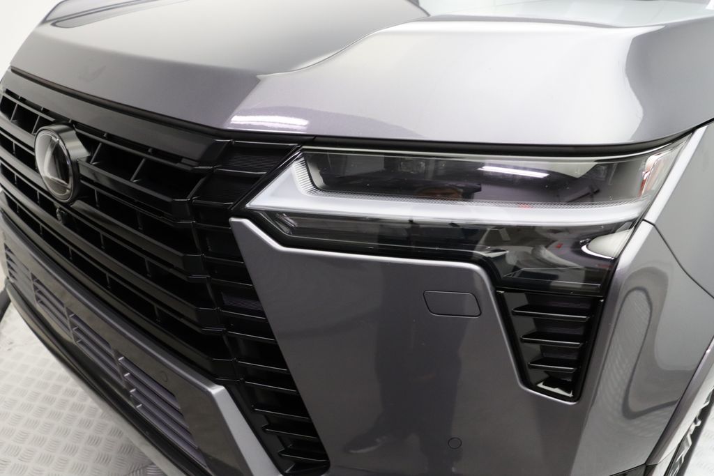 Thumbnail: 2024 Lexus GX - 3