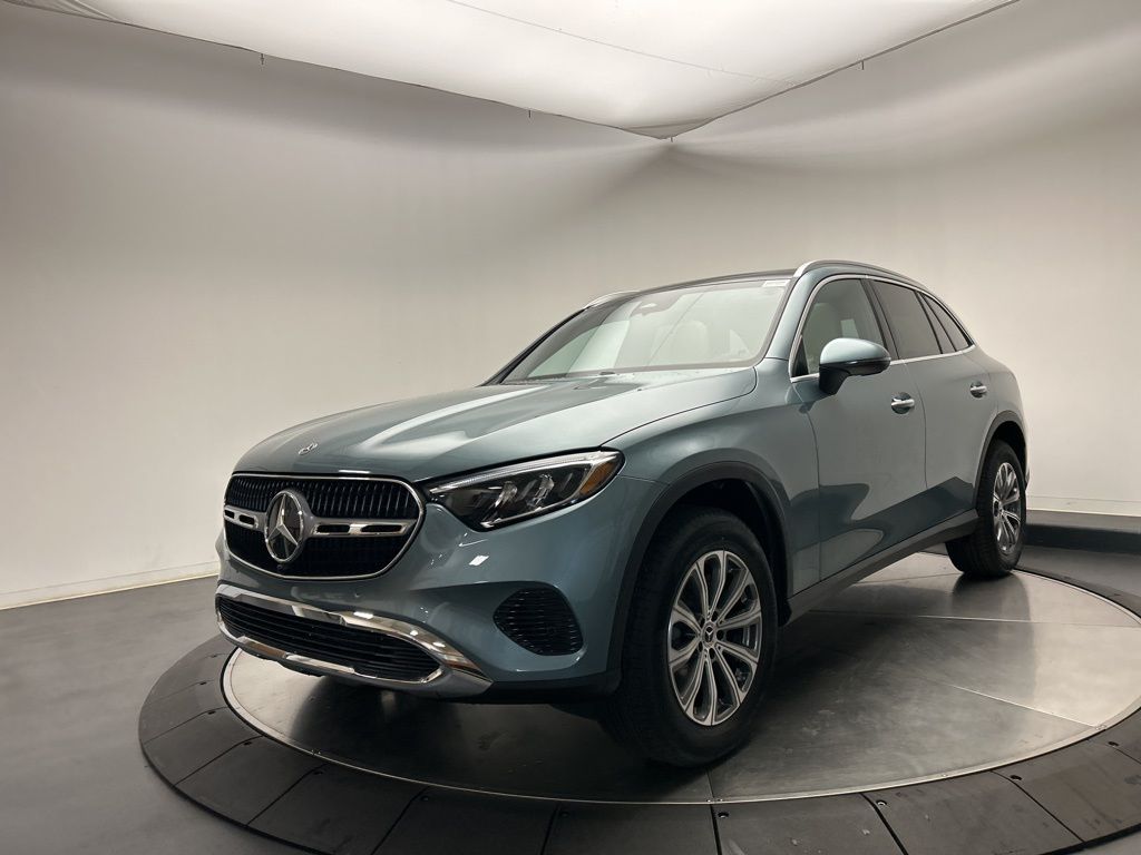 Thumbnail: 2026 Mercedes-Benz GLC - 3