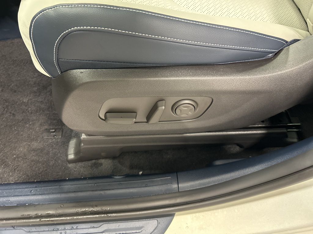 new 2026 Kia Carnival Hybrid car, priced at $52,945