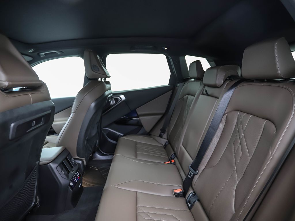 Thumbnail: 2026 BMW X3 - 22