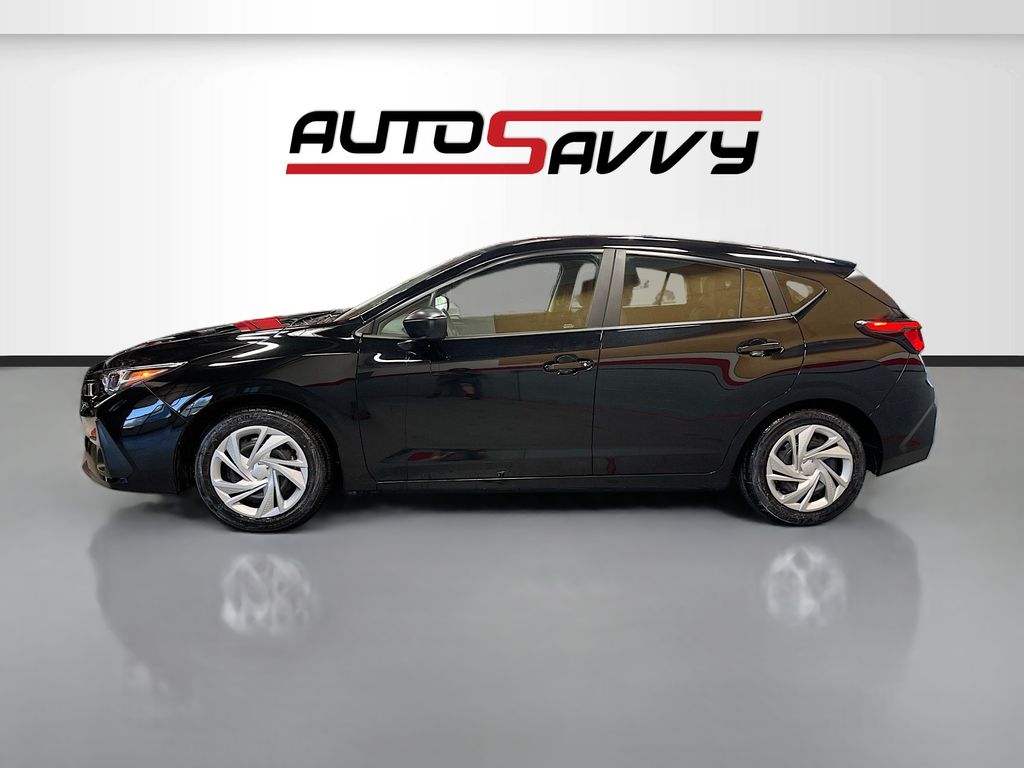 Used 2025 Crystal Black Silica Subaru Base image 4