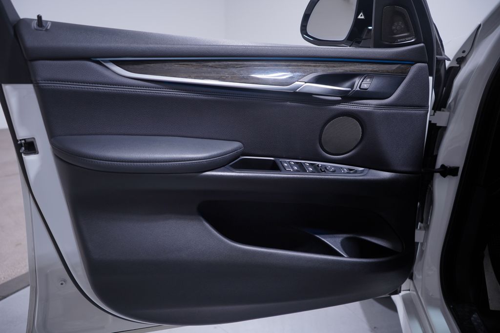 2016 BMW X5 xDrive35i 16