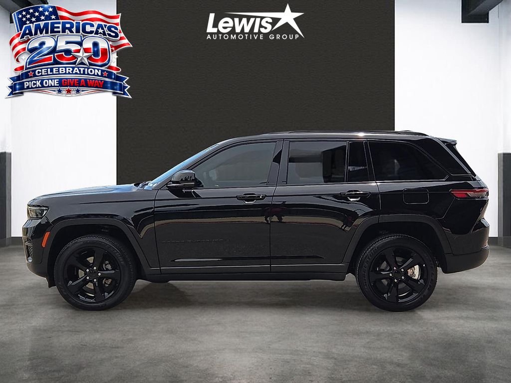 Used 2024 Jeep Grand Cherokee Altitude For Sale in Farmington, AR