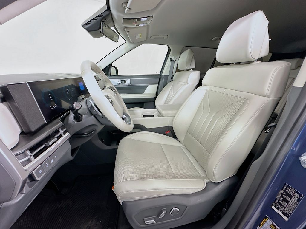 Thumbnail: 2025 Hyundai Santa Fe - 21