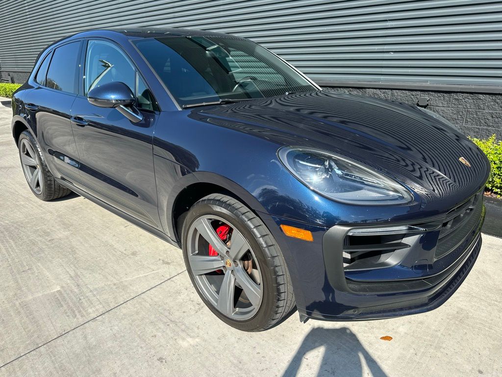 Thumbnail: 2023 Porsche Macan - 11