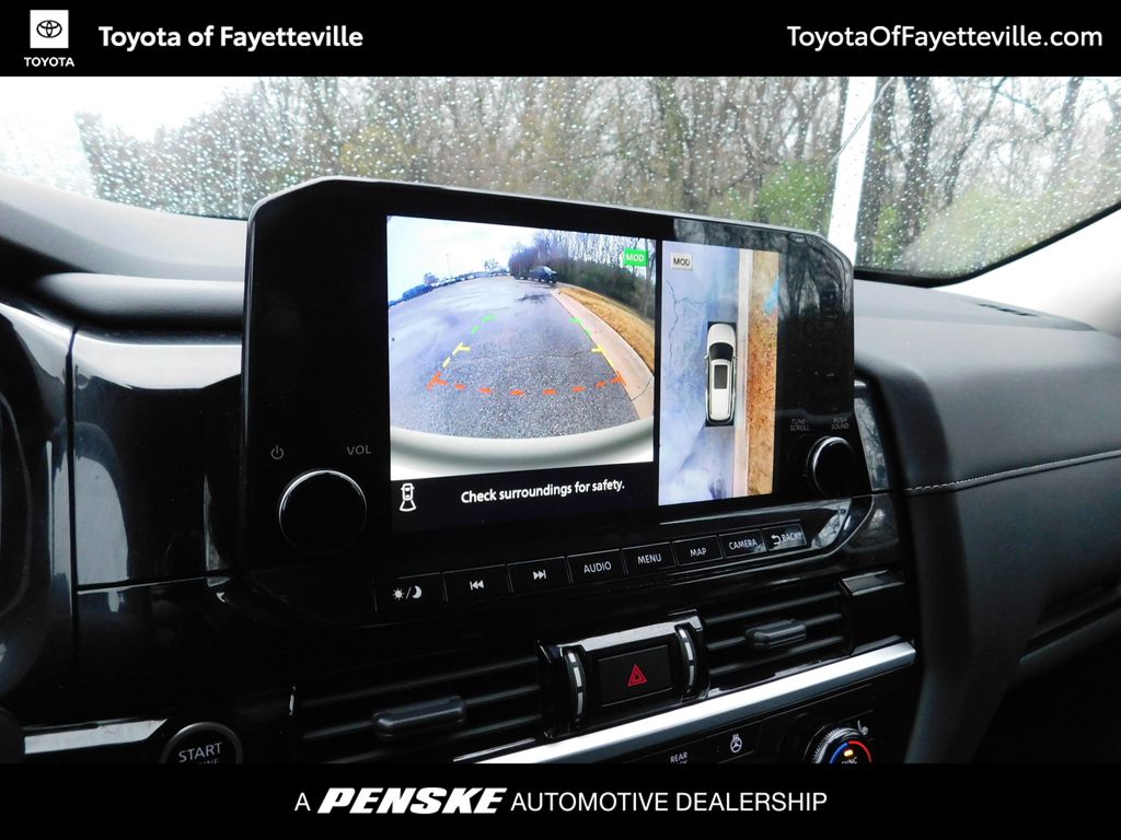 Thumbnail: 2024 Nissan Pathfinder - 6