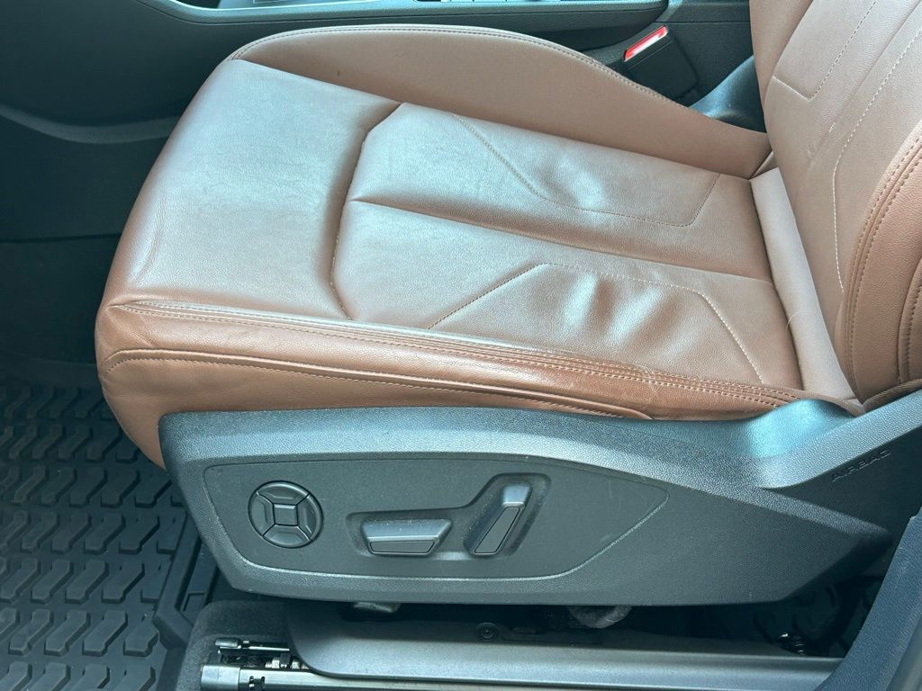 Used 2022  Audi Premium Plus image 18