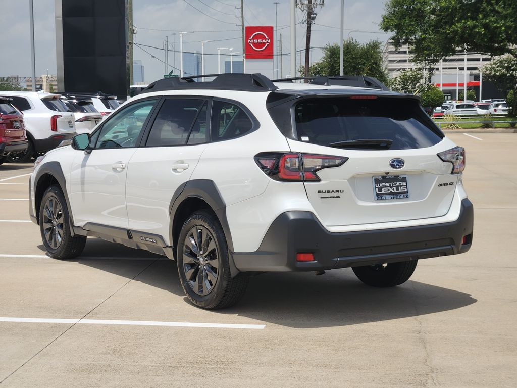 2025 Subaru Outback Onyx Edition White at Legacy Ford