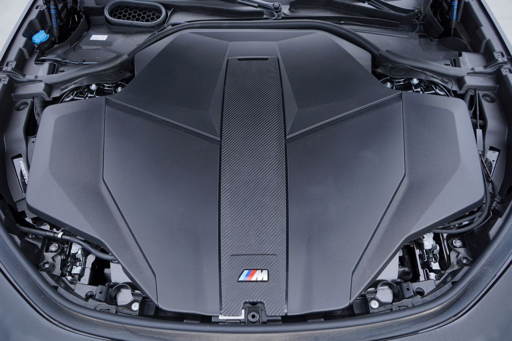 Thumbnail: 2026 BMW i7 - 22