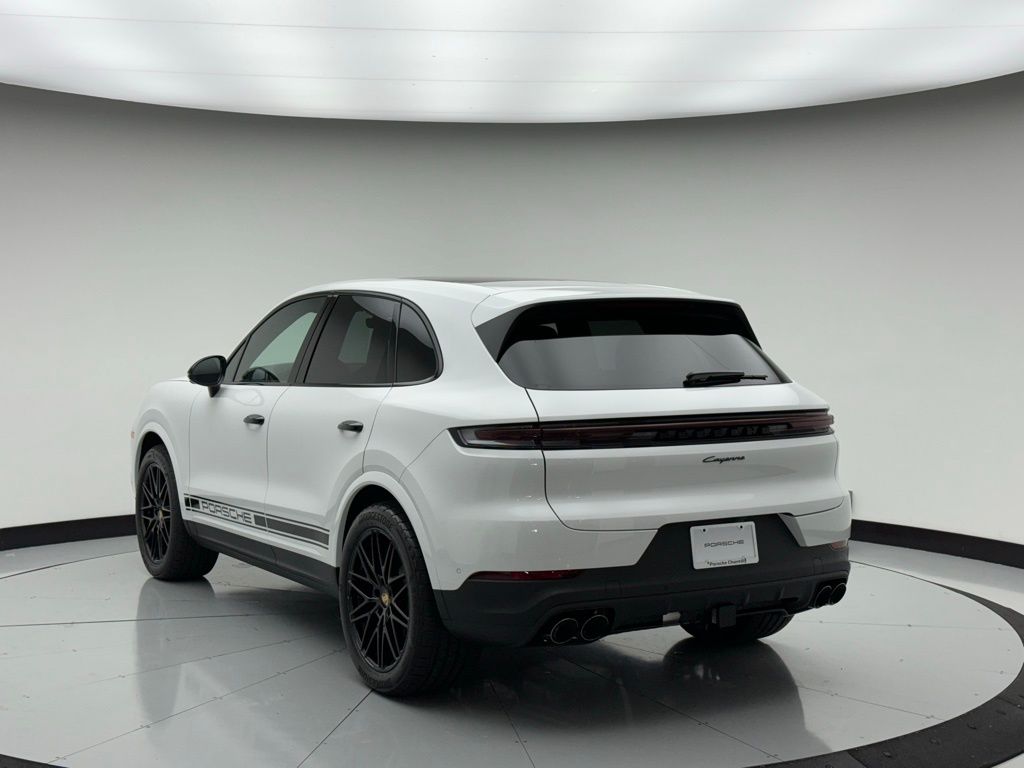 2024 Porsche Cayenne  7