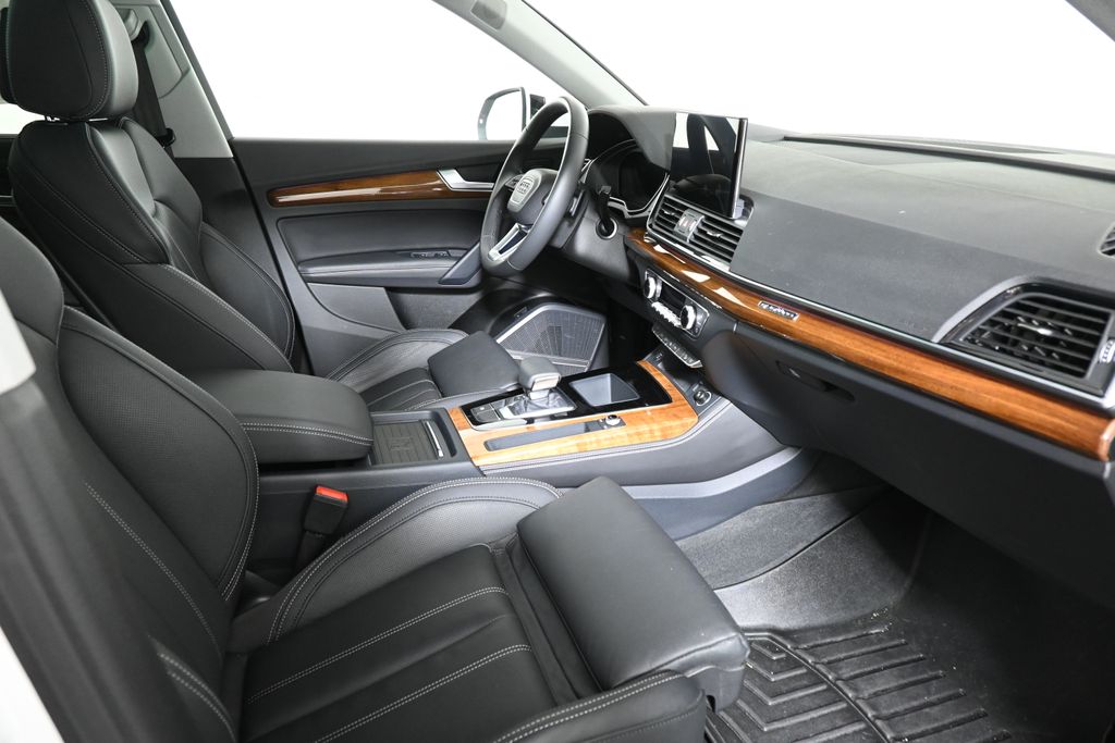 2023 Audi Q5 e Prestige 27