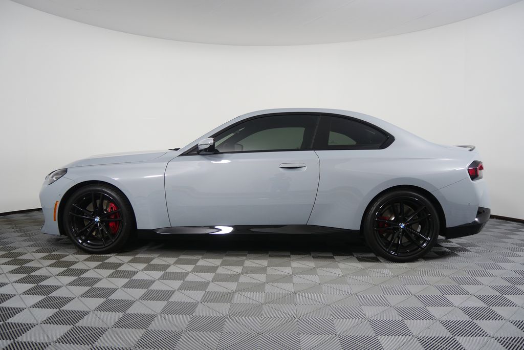 Thumbnail: 2024 BMW 2 Series - 6