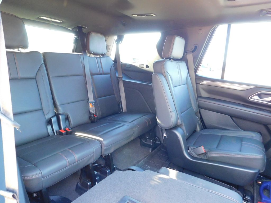 Thumbnail: 2023 Chevrolet Tahoe - 5