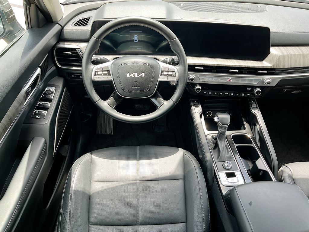Used 2024 Green Kia EX image 24