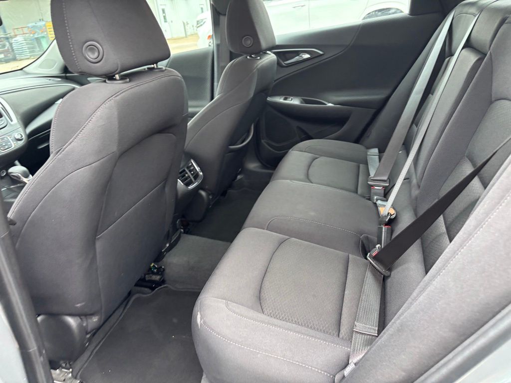 2024 Chevrolet Malibu LT - 10
