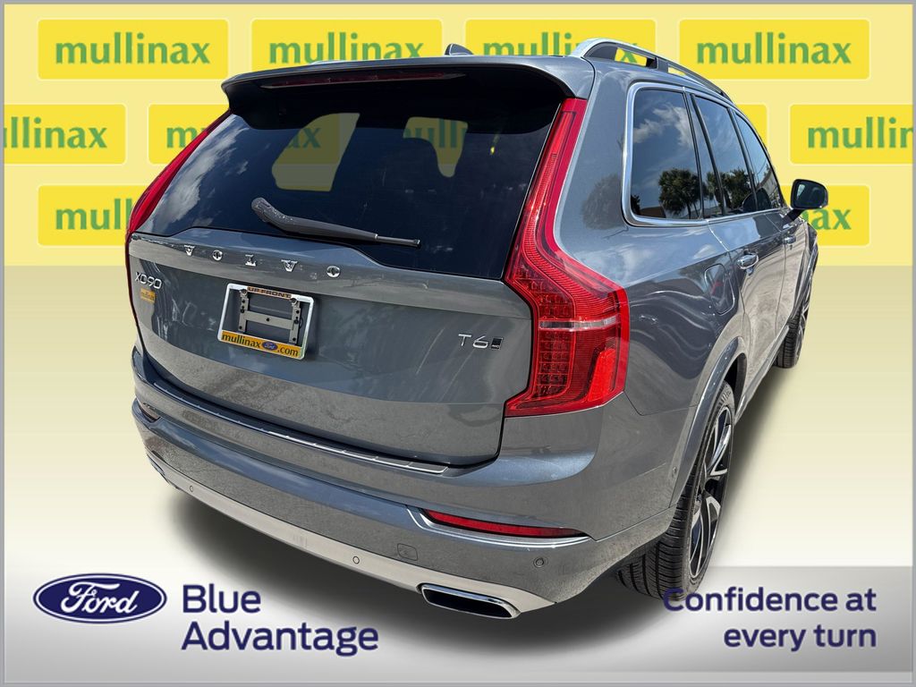 Certified Used 2018 Gray Volvo T6 Momentum image 4