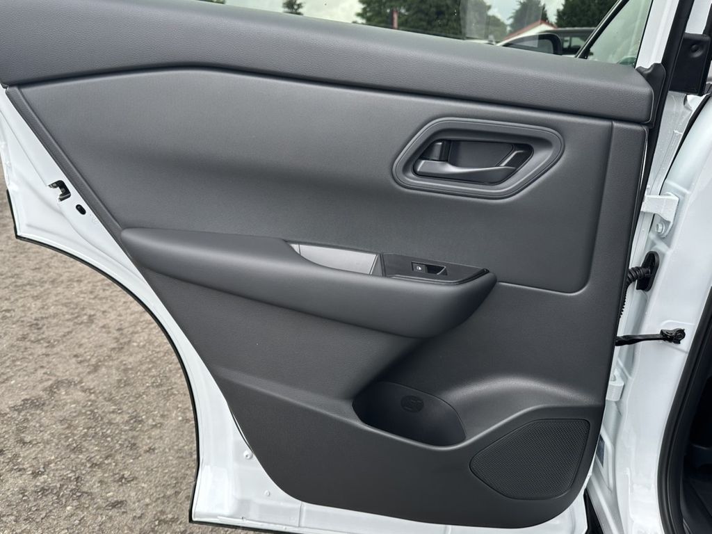 2025 Nissan Rogue S